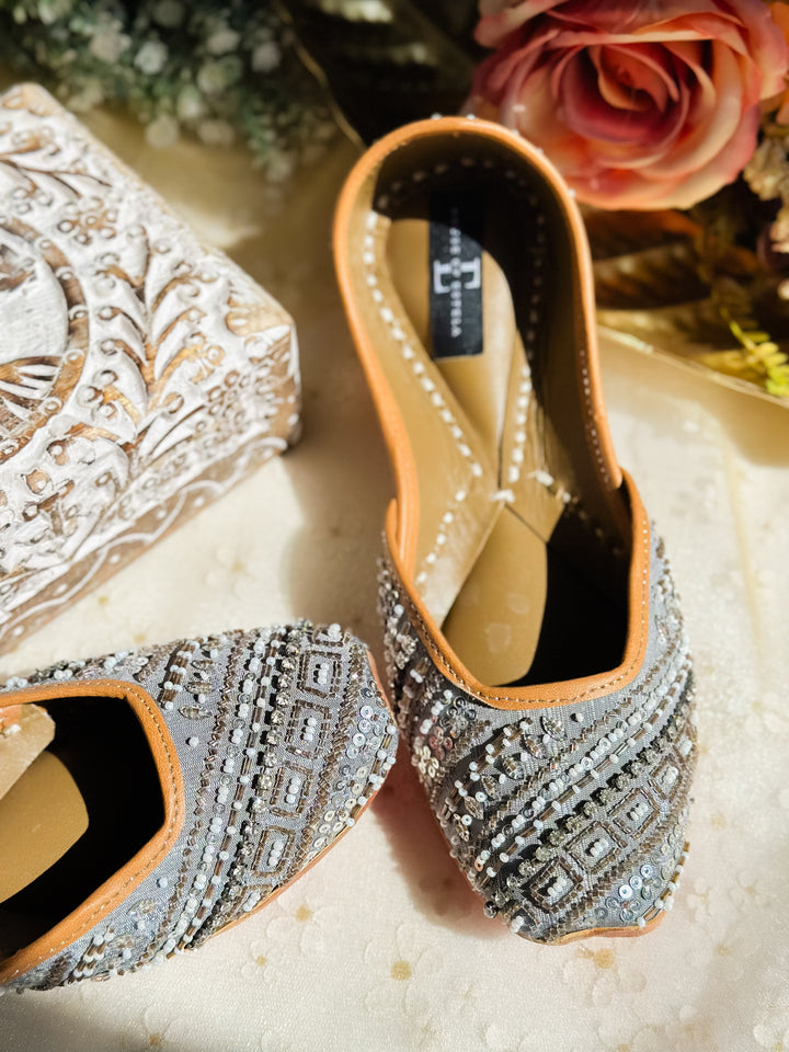 Sparkle Silver Jutti Flats