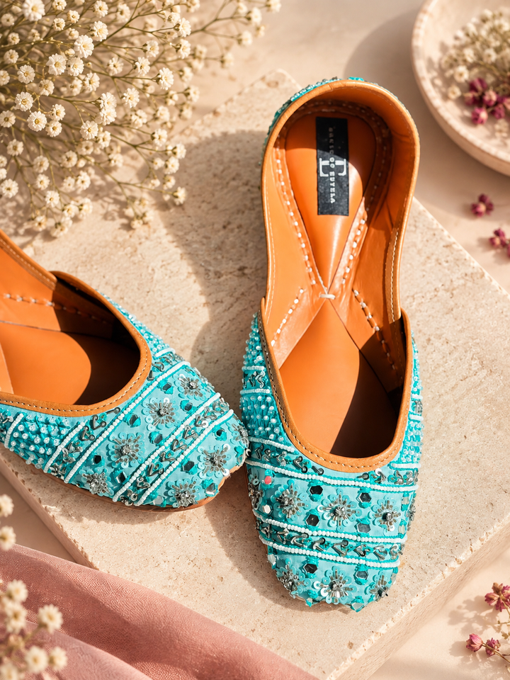 Cielo Blue Jutti