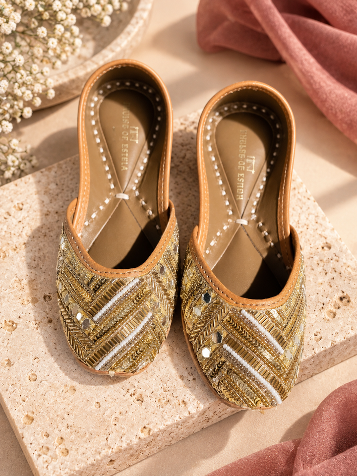 Sparkle Kids Golden Punjabi Jutti