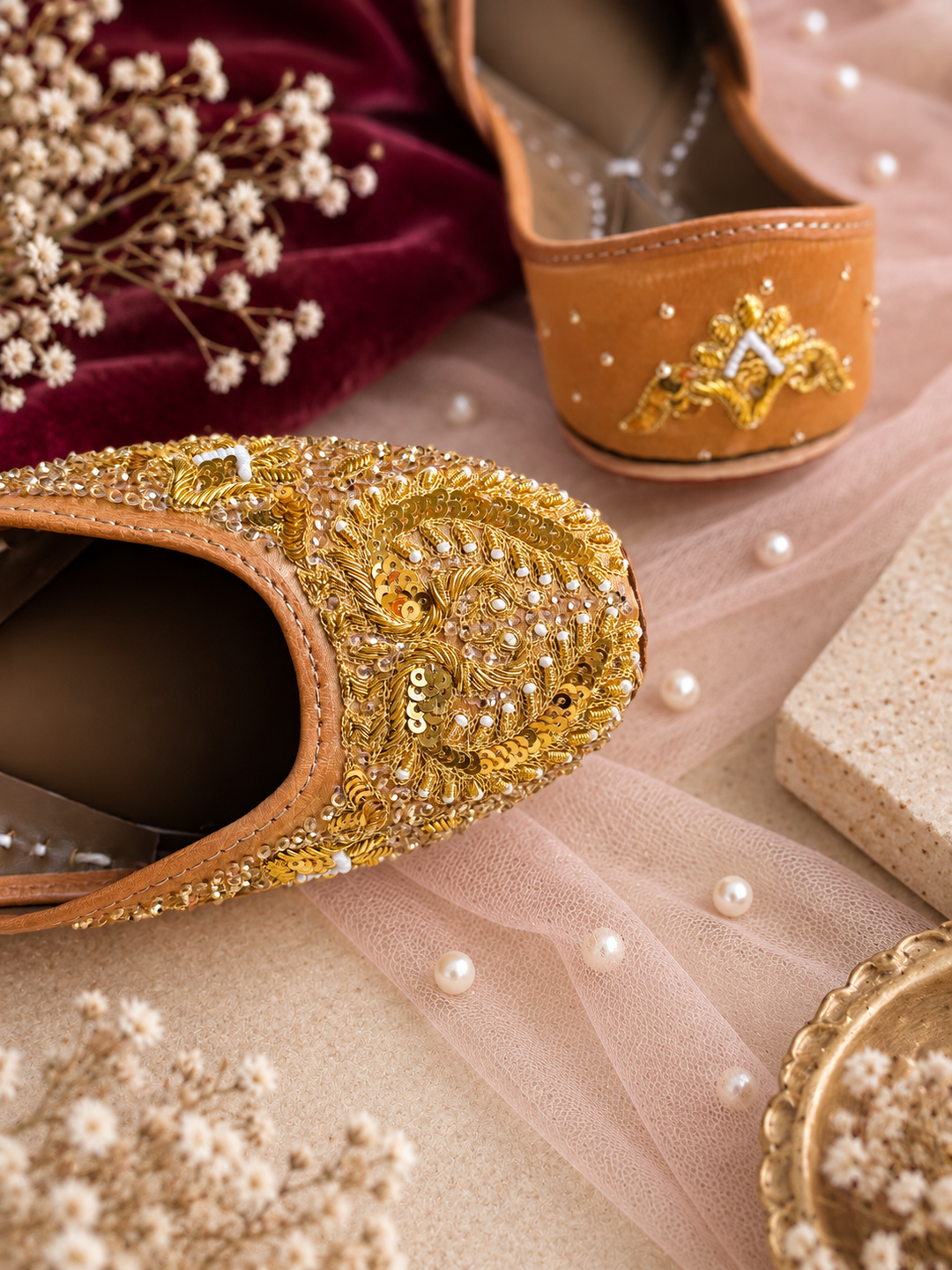 Mor Golden Punjabi Jutti