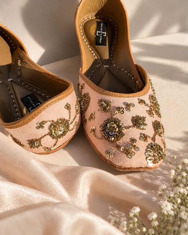 Bloom Peach Juttis